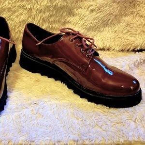 Maroon patent lace up loafers (never worn!)
